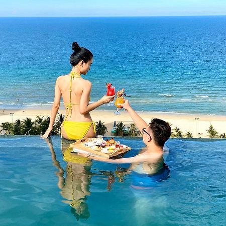 Santa Luxury Hotel Da Nang Dış mekan fotoğraf