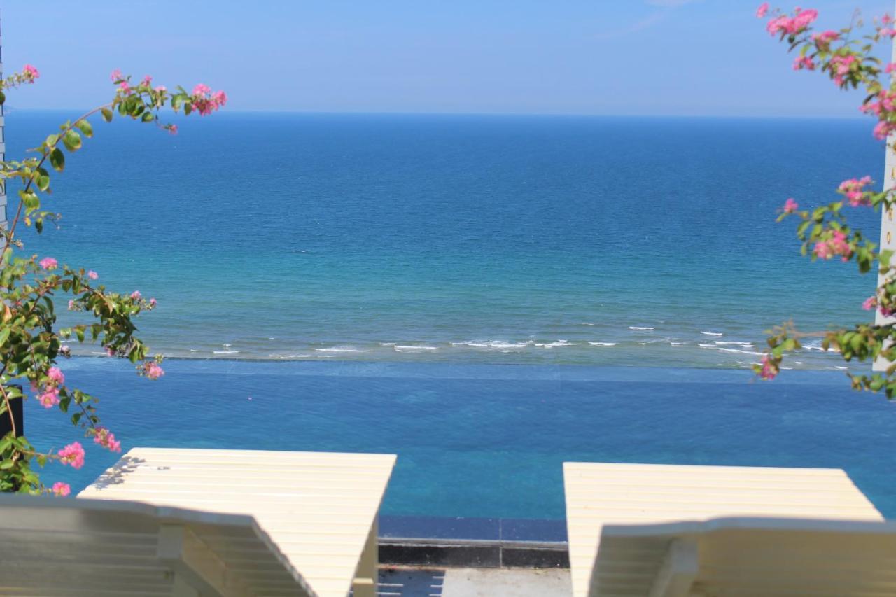 Santa Luxury Hotel Da Nang Dış mekan fotoğraf