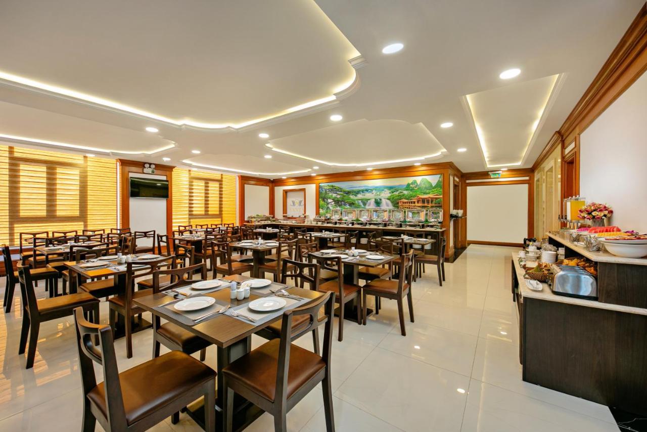 Santa Luxury Hotel Da Nang Dış mekan fotoğraf