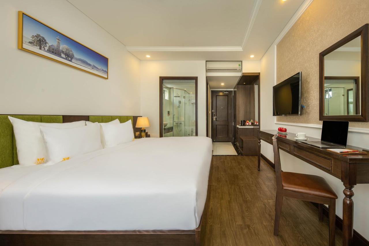 Santa Luxury Hotel Da Nang Dış mekan fotoğraf